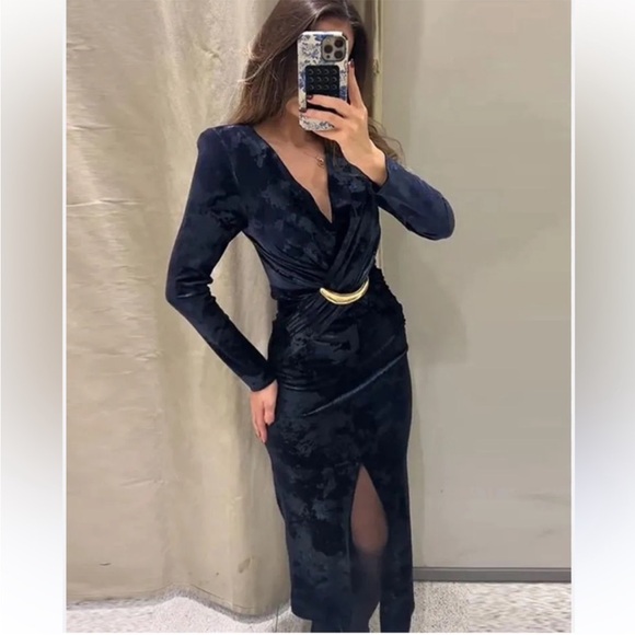 ZARA VELVET MIDI DRESS WITH HARDWARE - Picture 6 of 16